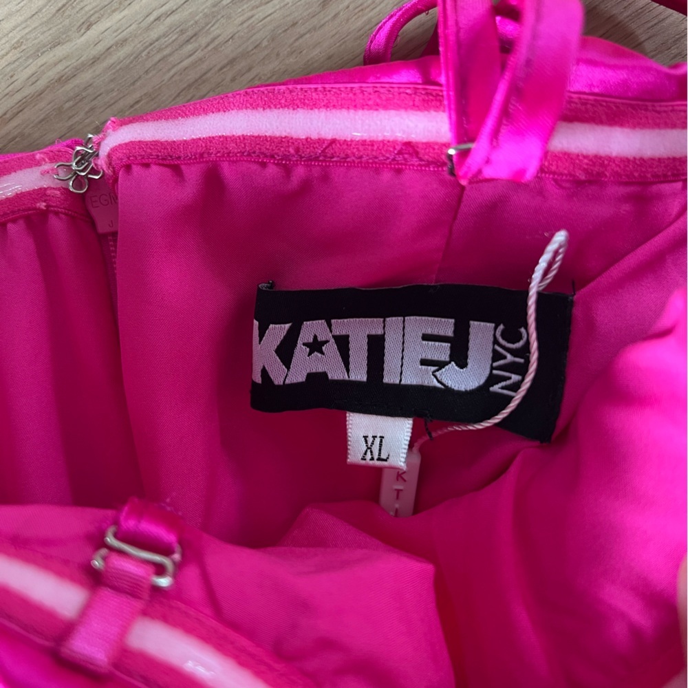 New! Katie J NYC Fuchsia Strapless Dress - Picture 4 of 4